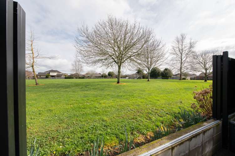 52 Wiltshire Drive Huntington_10