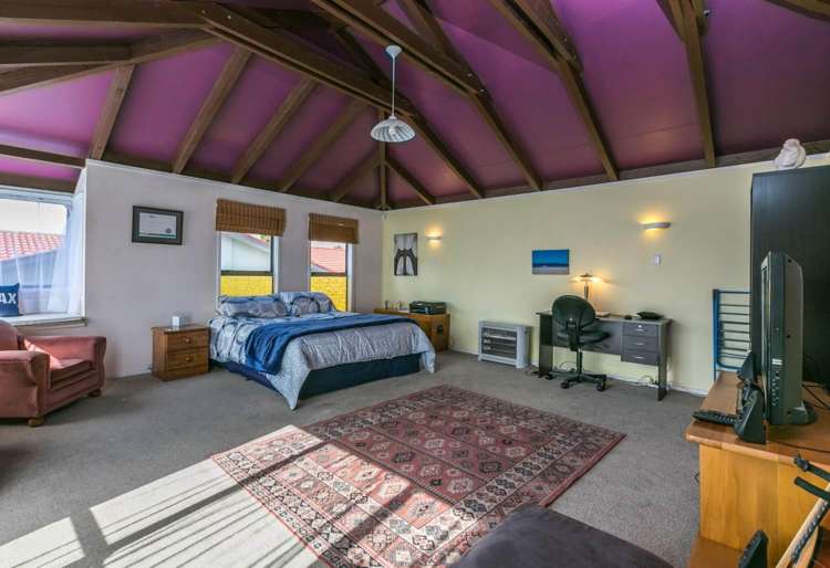 13 Matuhi Rise Henderson_8