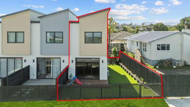 1/101 Botany Road Botany Downs_13