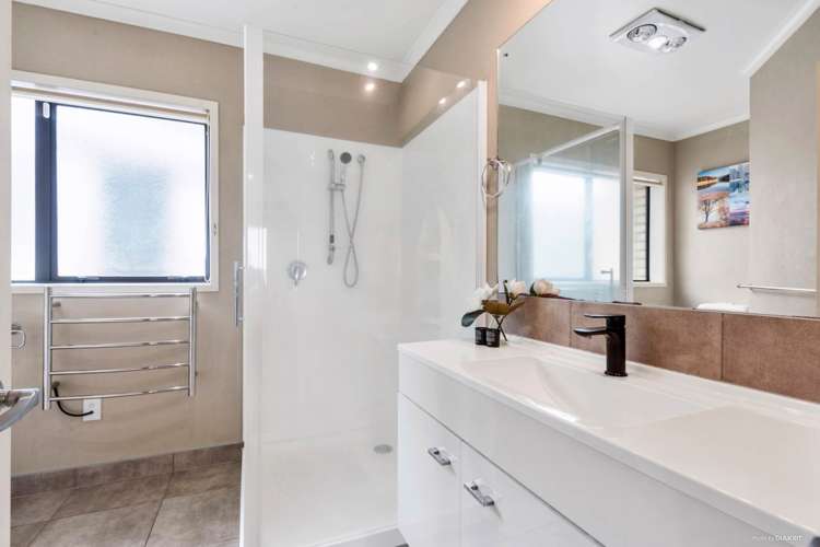 6 Seagate Place Red Beach_9