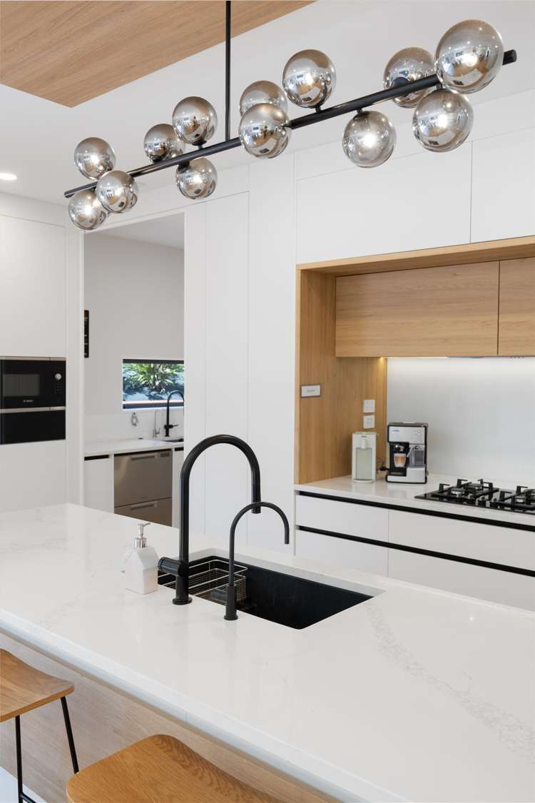 9 Ruku Street Long Bay_16