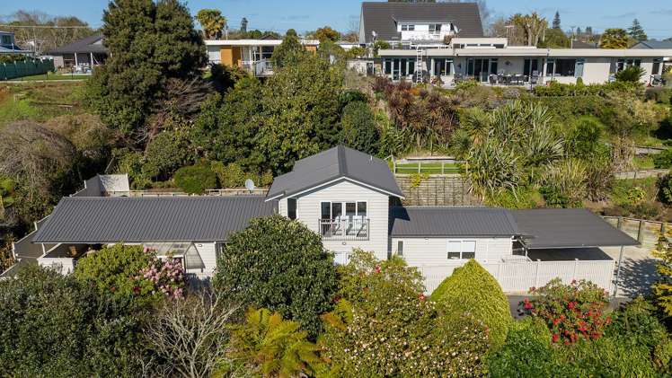 26 Fairburn Place Leamington_19