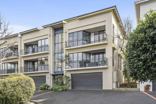 2F/5 Furneaux Way Remuera_3