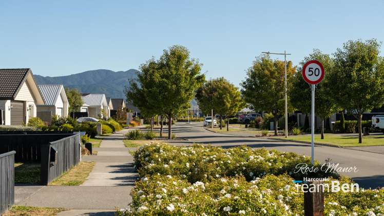 21 Bond Street, Rose Manor_0