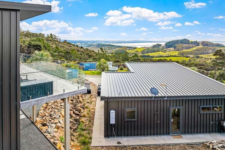 1570 Cove Road Mangawhai_48