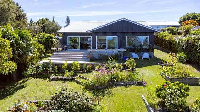 1/25 Ngamotu Road Taupo_2