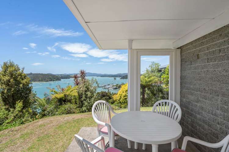 8 Sir George Back Street Opua_20