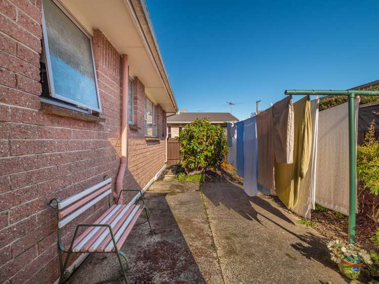 11c Baker Street Caversham_20