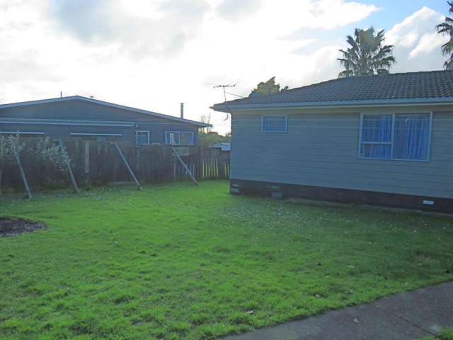 28 Burbank Avenue Manurewa_2