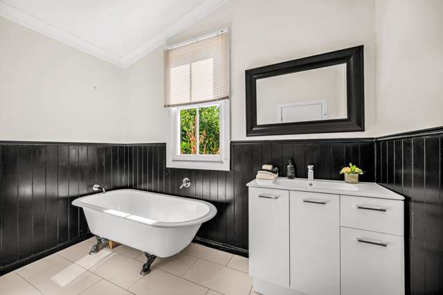 702 Avenue Road West Saint Leonards_3