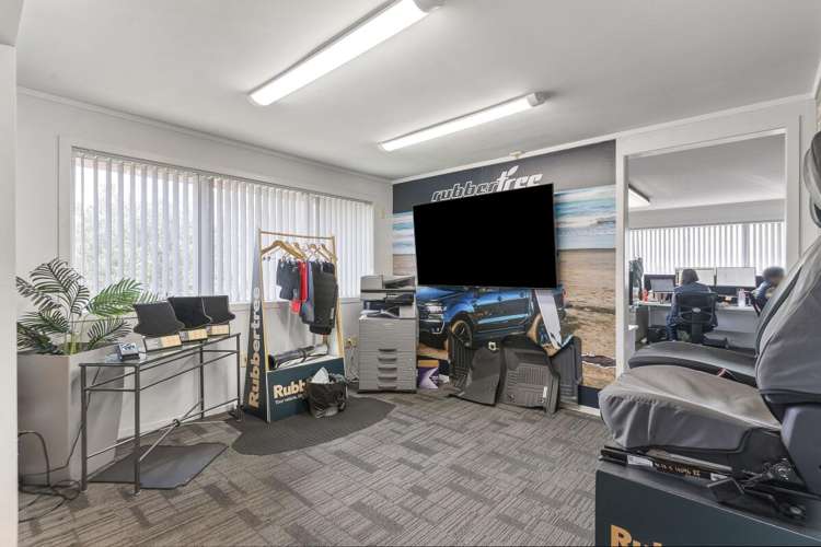 3 Bancroft Crescent Glendene_23