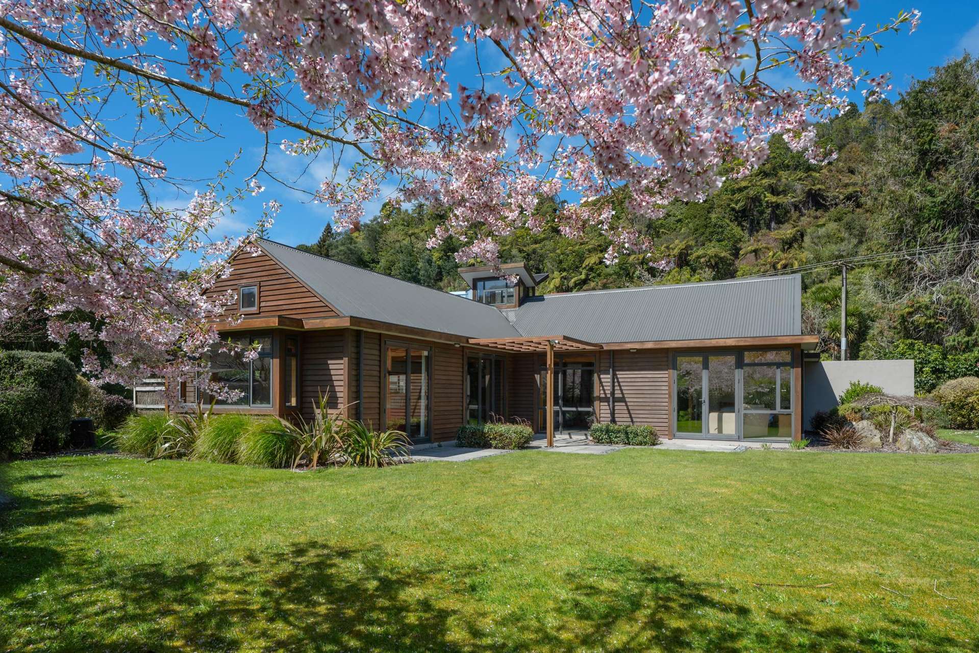 2 Millar Road Lake Okareka_0