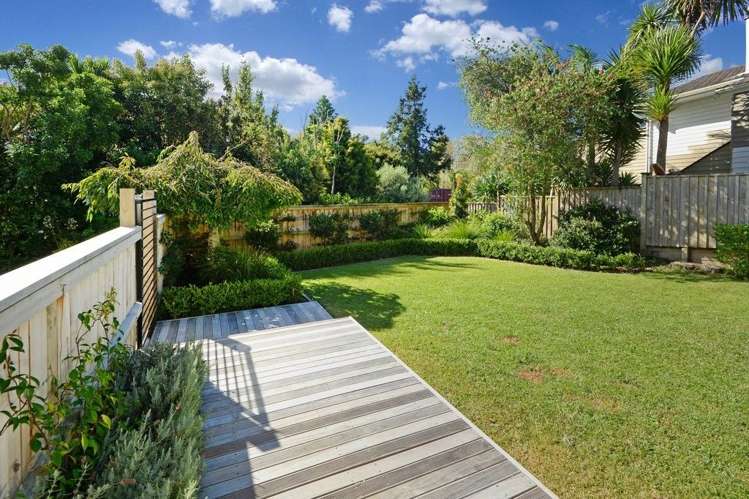 53 Saffron Street Birkdale_9