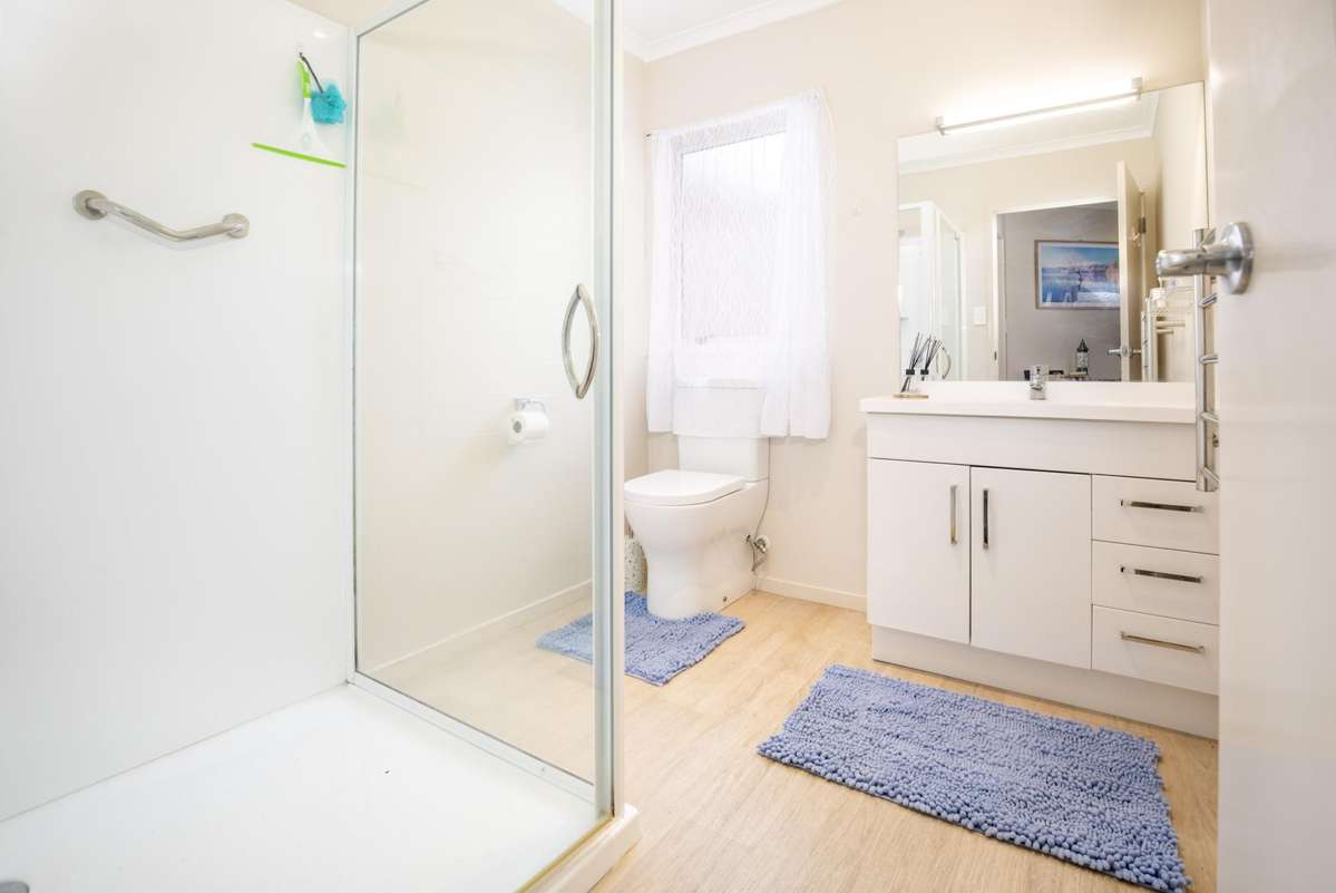 37/8 Village Place_3