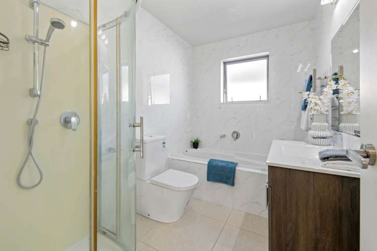 38 Clady Drive Flat Bush_19