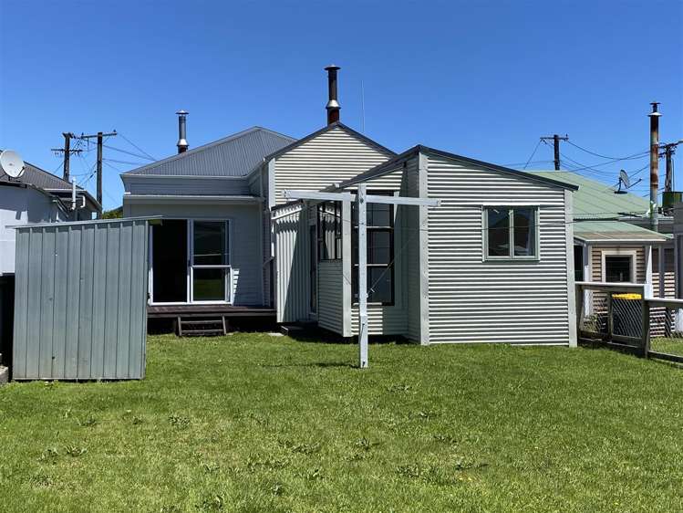 17 O'Donnell Street Greymouth_23