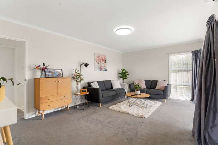 1/15 Manapouri Place Pakuranga Heights_5