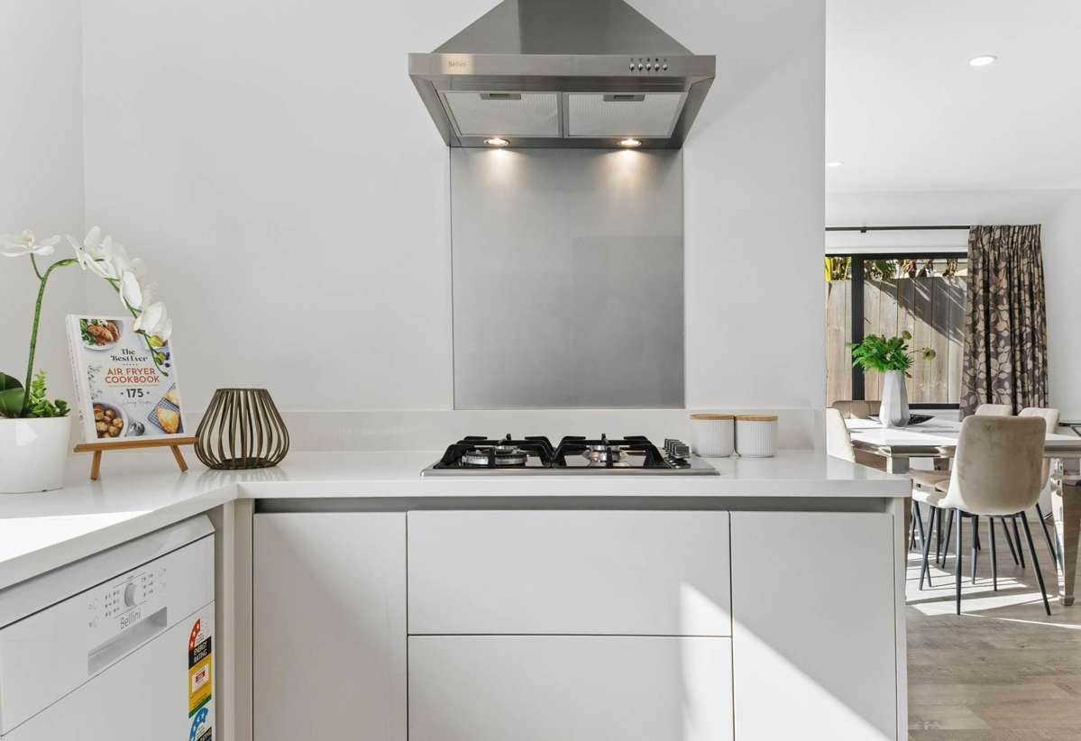 16B Romney Place_3