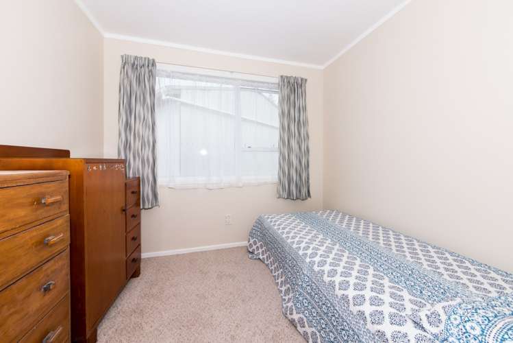 54 Taipari Road Te Atatu Peninsula_11