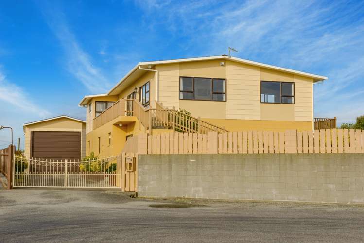 3 Hartley Street Foxton Beach_2