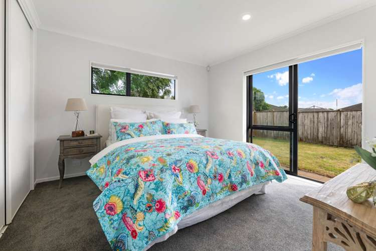 5 Ashkirk Place Wattle Downs_12