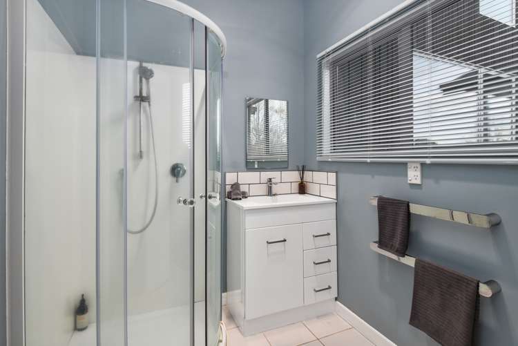 11 Essendon Place Tikitere_13