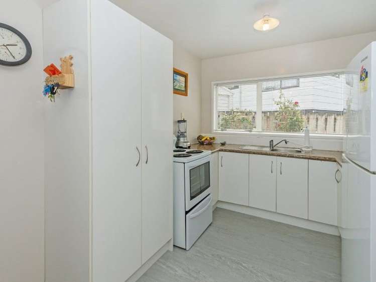 6 Anglers Way Wattle Downs_4