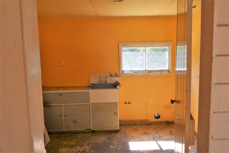 17 Victoria Street Carterton_19