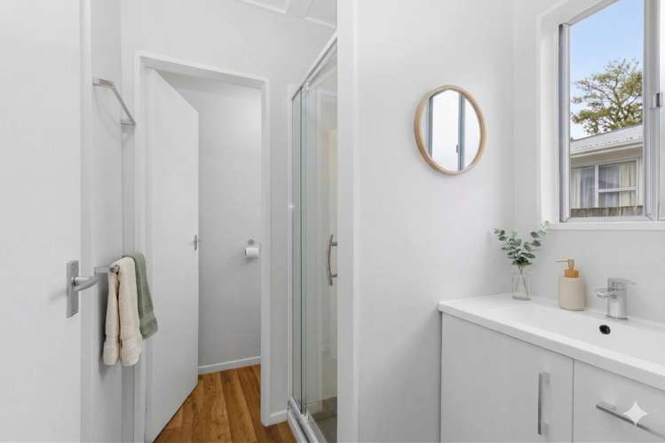 121-123F Bell Road Waiwhetu_4