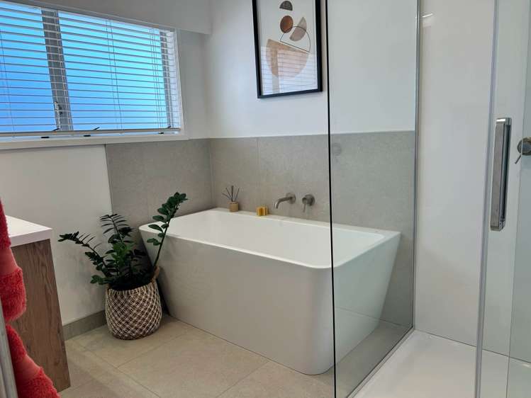 23 Amante Crescent Mairangi Bay_19