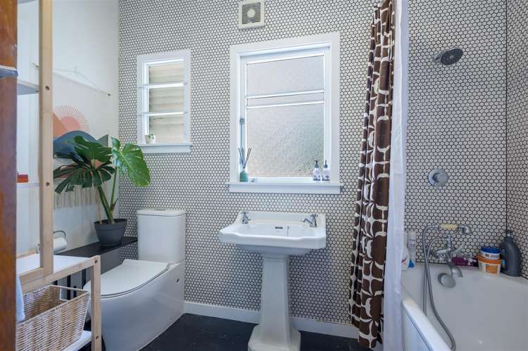 23 Mount Street Nelson South_13