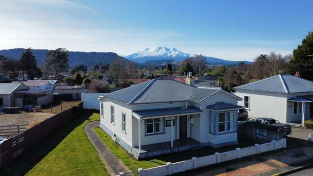 81 Clyde Street Ohakune_1