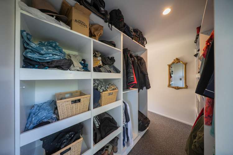 330 Sinclair Road Te Anau_19