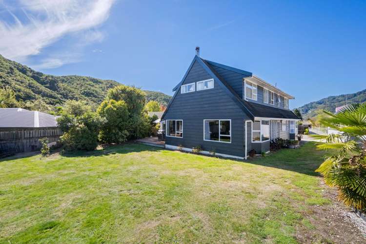 14a Huia Street Waikawa_17