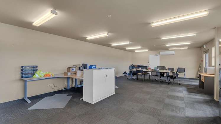 15 Connaught Drive Islington_14