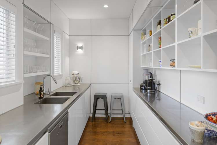 30 Wroxton Terrace Merivale_11