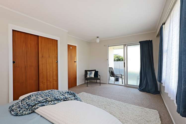 2/308 Market Street South Hastings_5