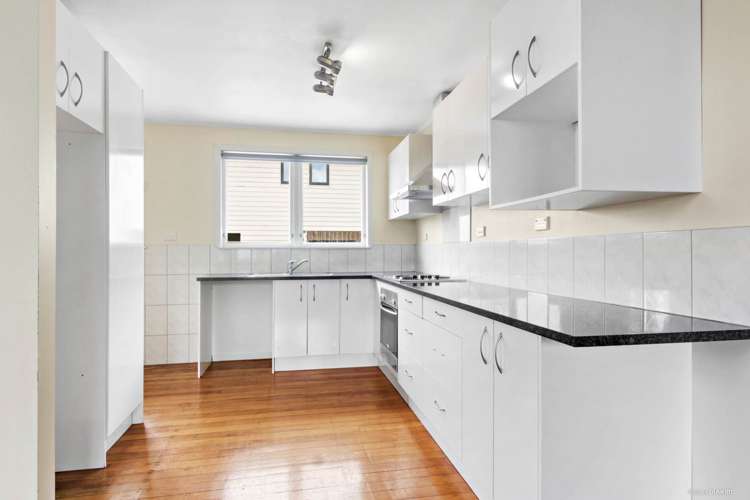 4 Ranui Avenue Ranui_3