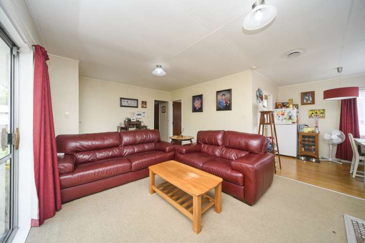 8b Geraldine Crescent Cloverlea_4