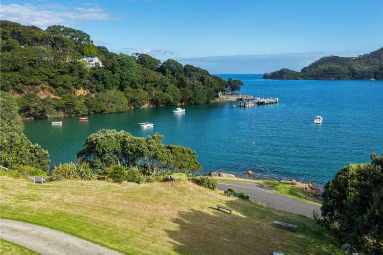 735 Whangaparapara Road Great Barrier Island_20