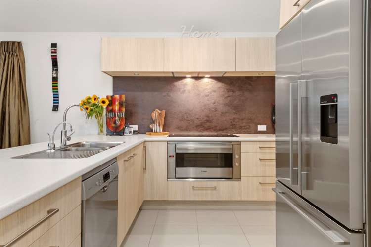 16 Ellesmere Close Pyes Pa_9