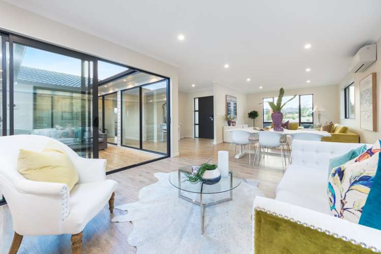 14 Tararua Street Massey_23