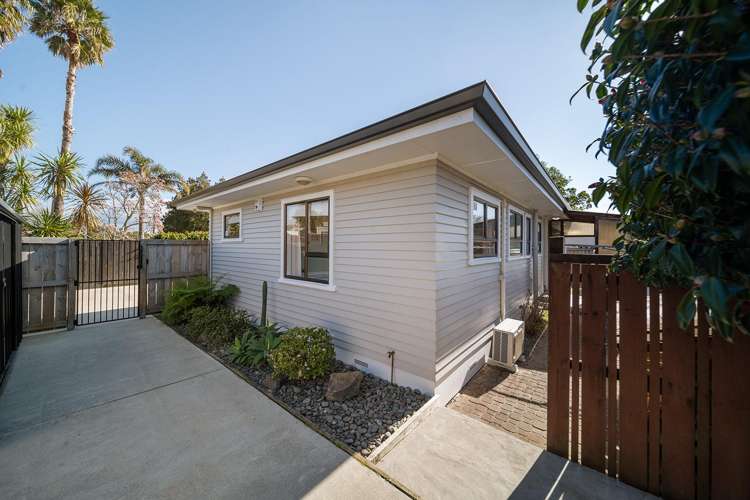 169 Welcome Bay Road Welcome Bay_11