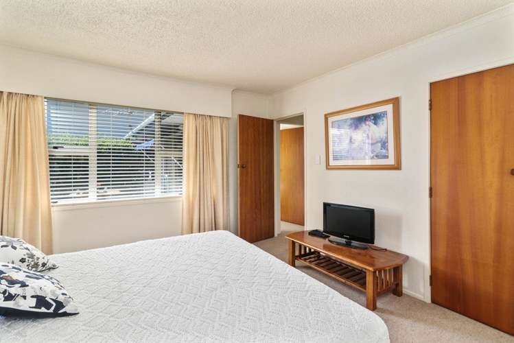 2b Kowhai Street Glenholme_10