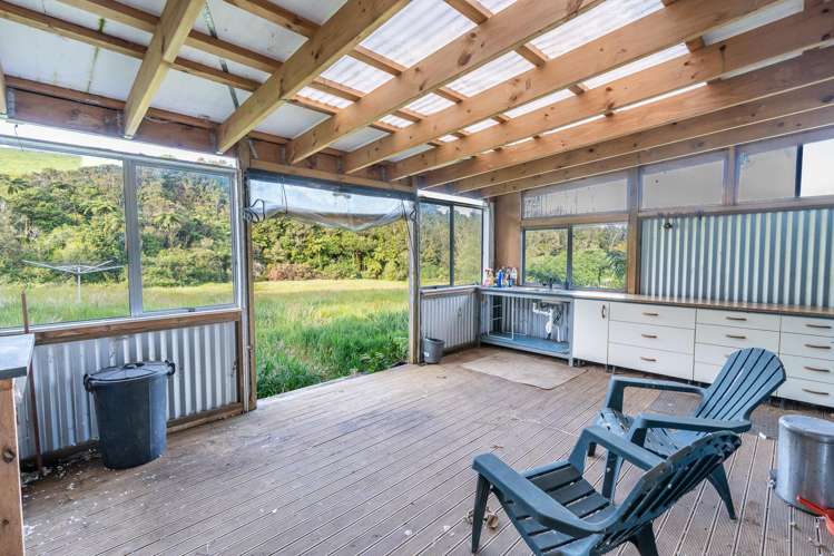 386 Te Tahi Road Puketotara_38