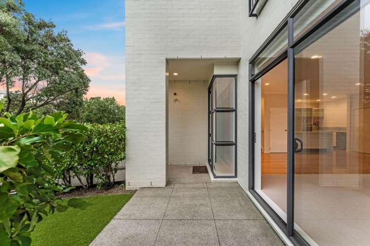 49 Bluegrey Avenue Stonefields_21