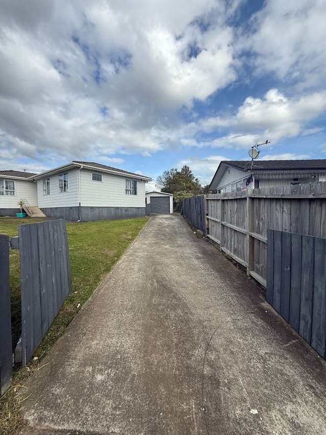 7 Yearsley Place Manurewa_1