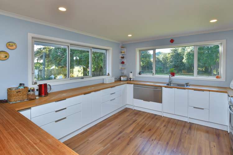 295 Plaskett Road Fernside_6