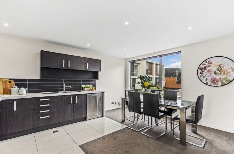 69/120 Rintoul Street Newtown_8