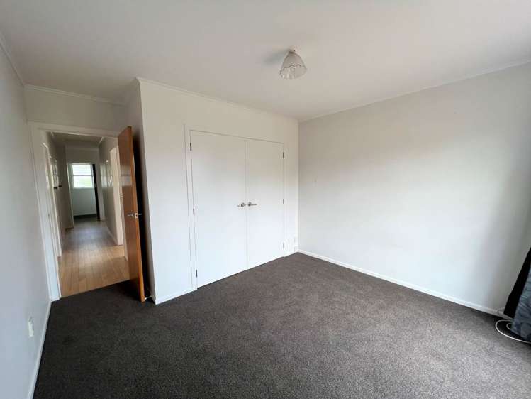 17 Brookfield Road Te Atatu Peninsula_8